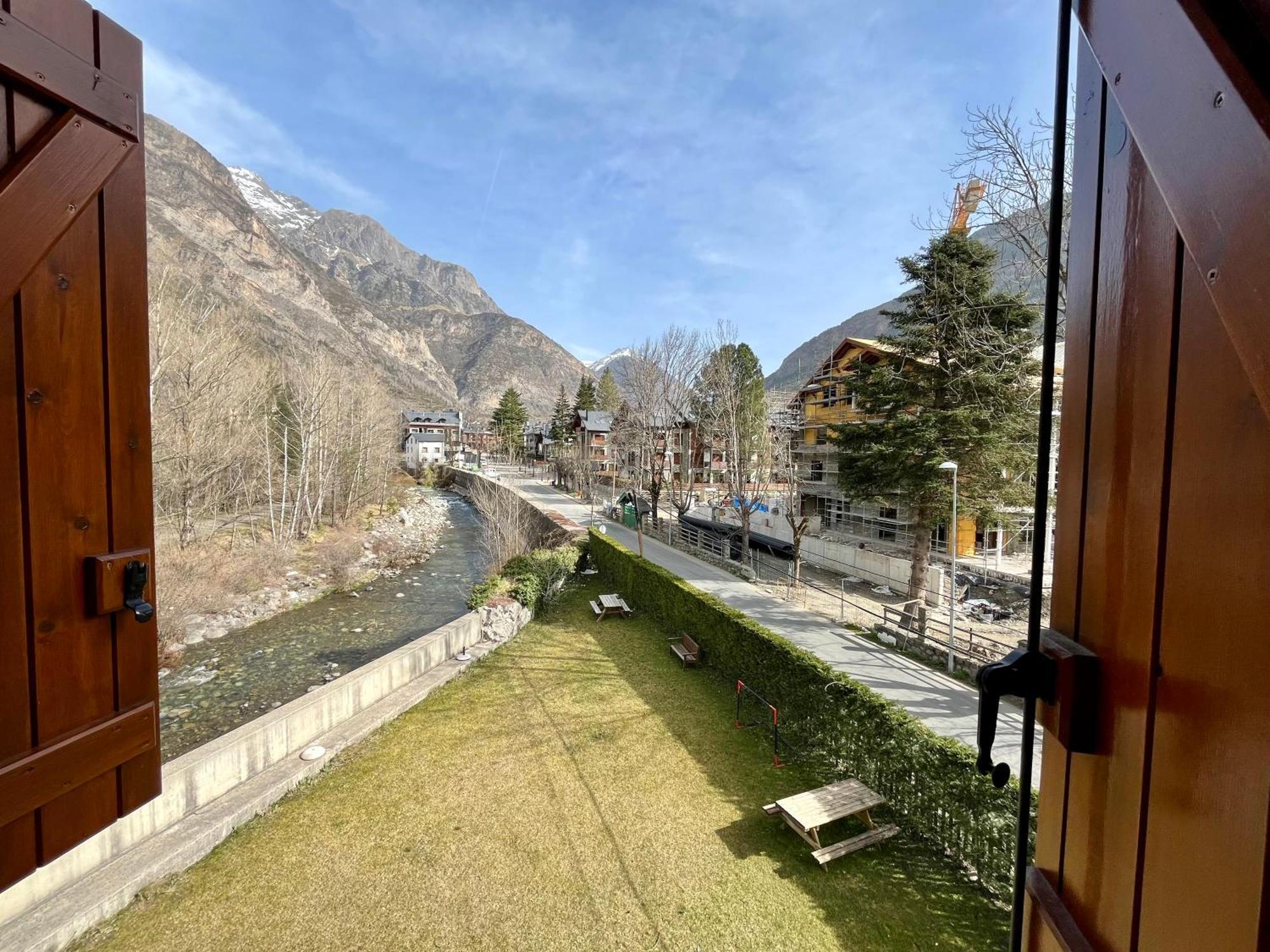 Ferienwohnung B13 - La Granja 2º - Villmor Benasque Exterior foto