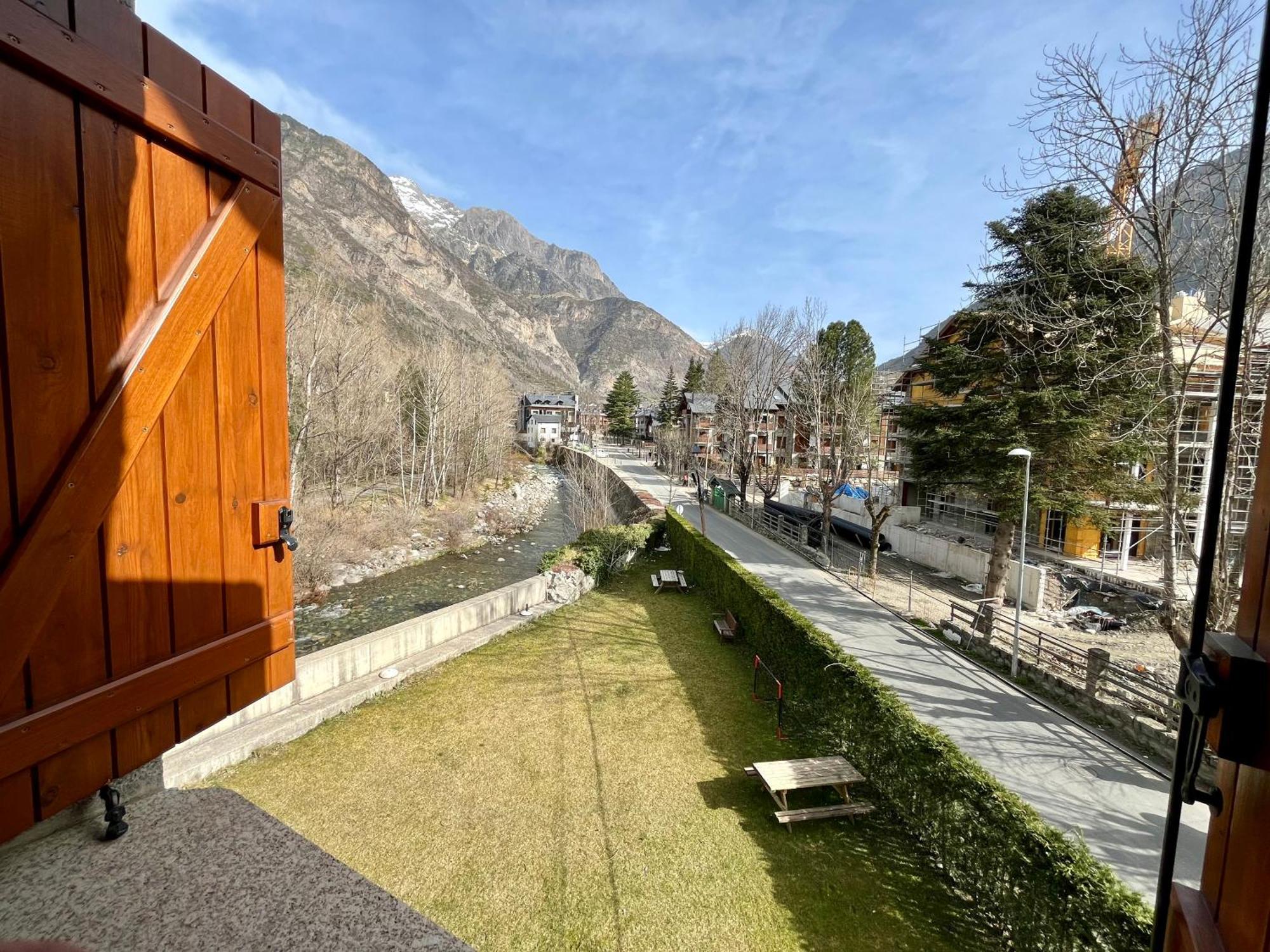 Ferienwohnung B13 - La Granja 2º - Villmor Benasque Exterior foto