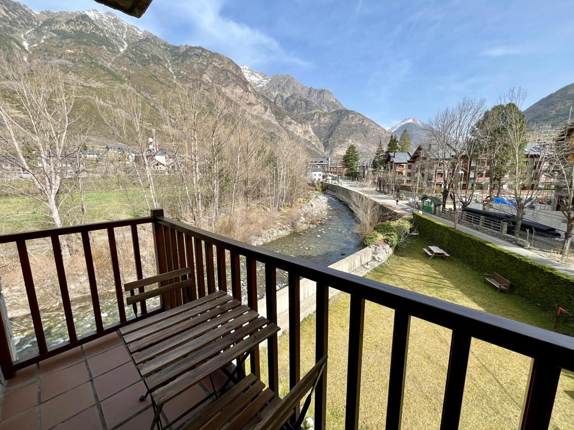 Ferienwohnung B13 - La Granja 2º - Villmor Benasque Exterior foto